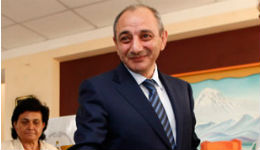 ԼՂՀ նախագահի ընտրություններում քվեարկել է գործող նախագահ Բակո Սահակյանը