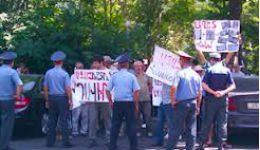 Հերթական բողոքի ակցիան Դատախազության շենքի առջև