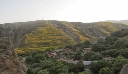 Քաշաթաղը հանձնելուց հետո Սյունիքի Խոզնավար գյուղը երեք կողմից շրջափակվել է ադրբեջանական տարածքներով